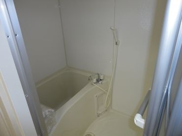 【バス】　便利な追焚付浴室乾燥機